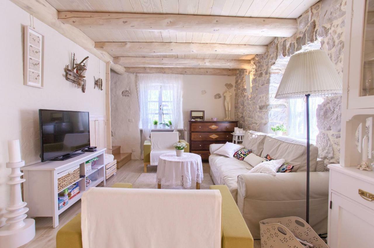 White Cottage Heritage House Чижичи Экстерьер фото